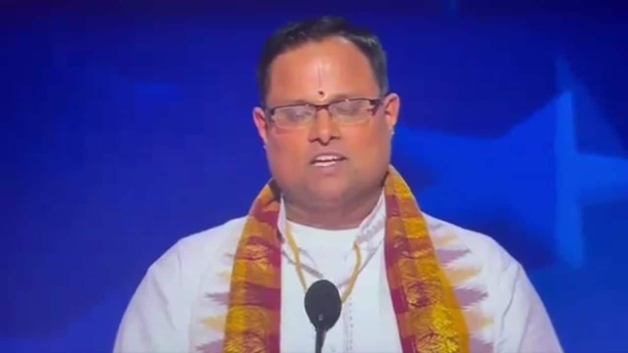 Meet Rakesh Bhatt, Hindu priest who kicked off day-3 at DNC with 'Om Shanti' chants