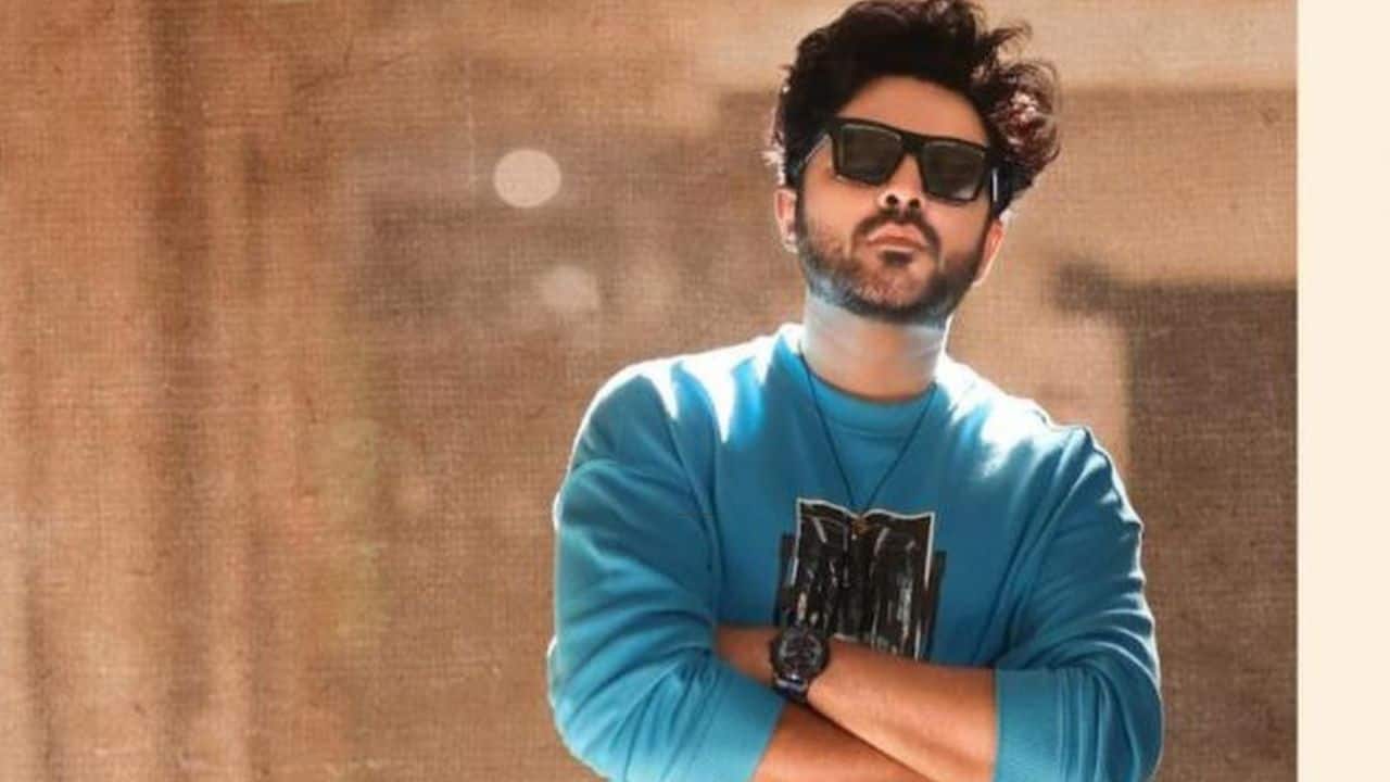 Siddhu Jonnalagadda lashes at Arshad Warsi for calling Prabhas 'joker' in Kalki 2898 AD, write, "It's no joke..."