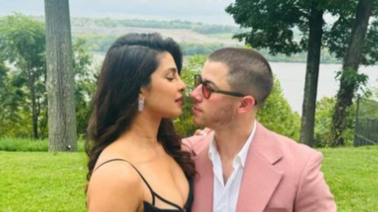 Priyanka Chopra, Nick Jonas make for a stunning pair at a friend's wedding, see pics