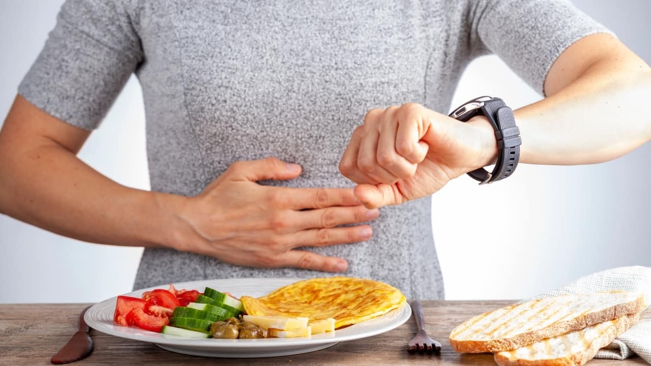 Are you fasting? Maintain blood sugar level, reduce stress and stay healthy with these 9 simple rules