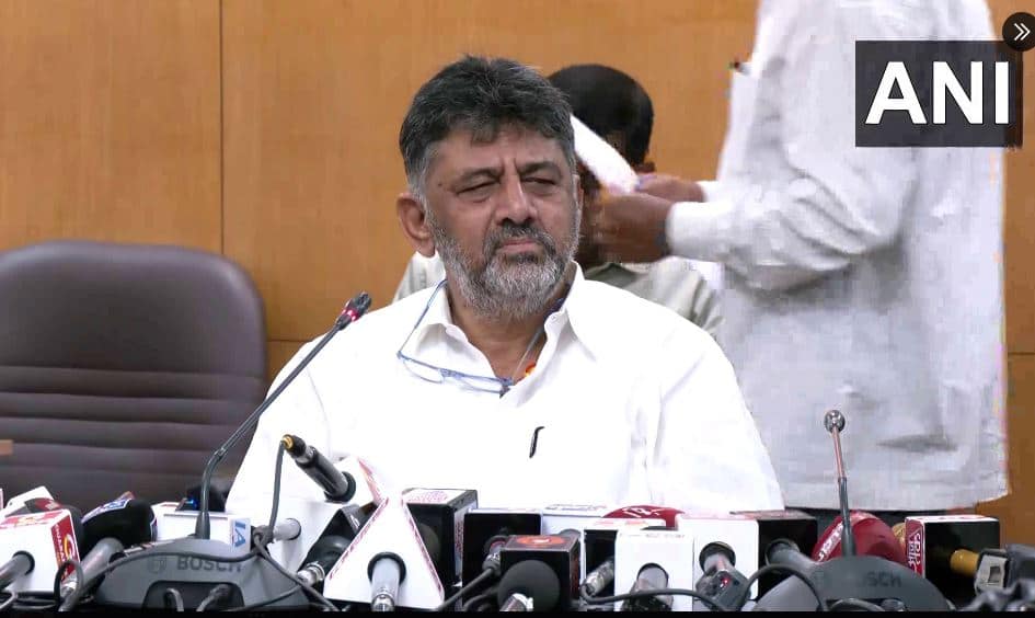 Make Bengaluru roads pothole-free in 15 days: DK Shivakumar to BBMP