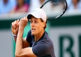 US Open: Jannik Sinner sets up quarterfinal date with Daniil Medvedev