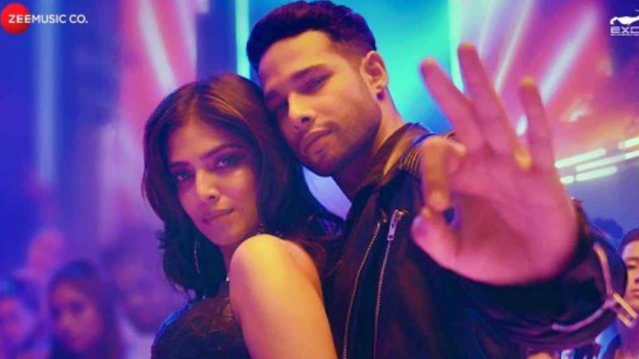 Yudhra's new song Sohni Lagdi released,Siddhant Chaturvedi and Malavika Mohanan set the screen ablaze with their sizzling dance