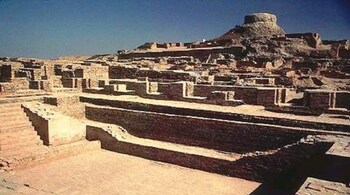 Mohenjo-Daro in Sindh, Pakistan. The world has known about the Indus Civilization for a century, thanks to former Archaeological Survey of India (ASI) director-general John Marshall, who was able to gauge the importance of what archaeologists like Rakhal Das Banerji and Daya Ram Sahni were finding in Punjab and Sindh in the 1920. (Image via Wikimedia Commons)