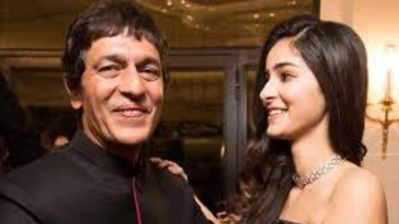 Ananya Panday’s father-daughter banter with Chunky Panday over chicken fried rice delights fans