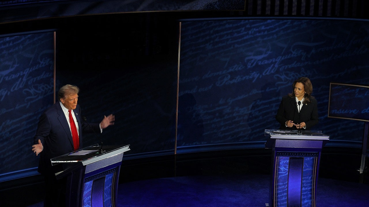 Trump, Harris open debate sparring over economic, tax plans. Top ...