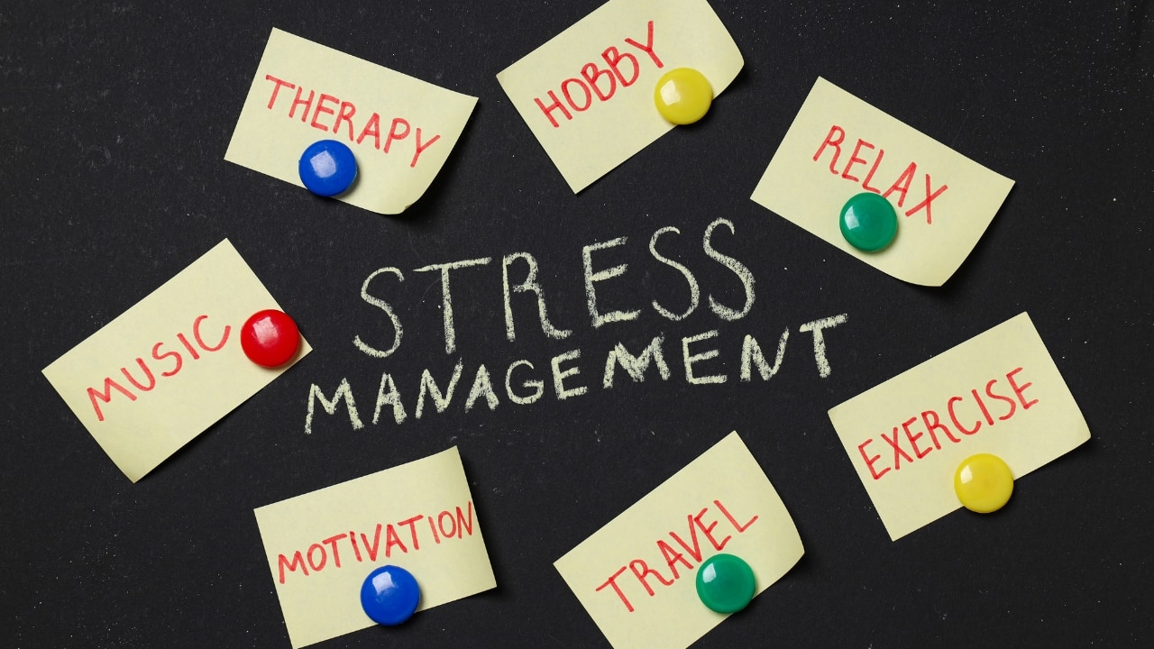 How to effectively tackle workplace stress? (Image: Canva)