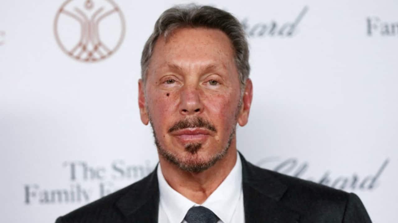 Oracle chairman dethrones Jeff Bezos as world's second richest person. 10 points on Larry Ellison