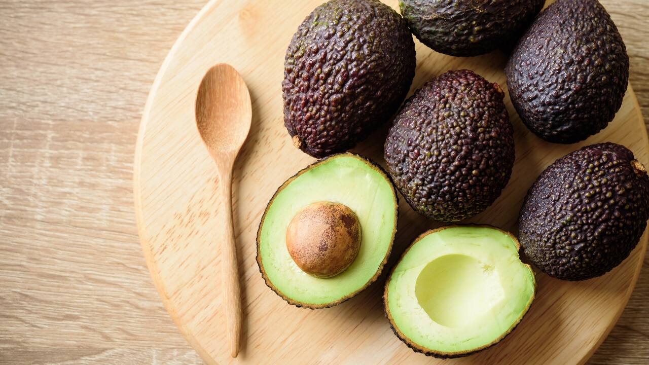 Diet guide to fight cancer: Include avocados, olive oil, nuts, and seeds in your meals. Fatty fish like salmon and sardines are excellent sources of anti-inflammatory omega-3s