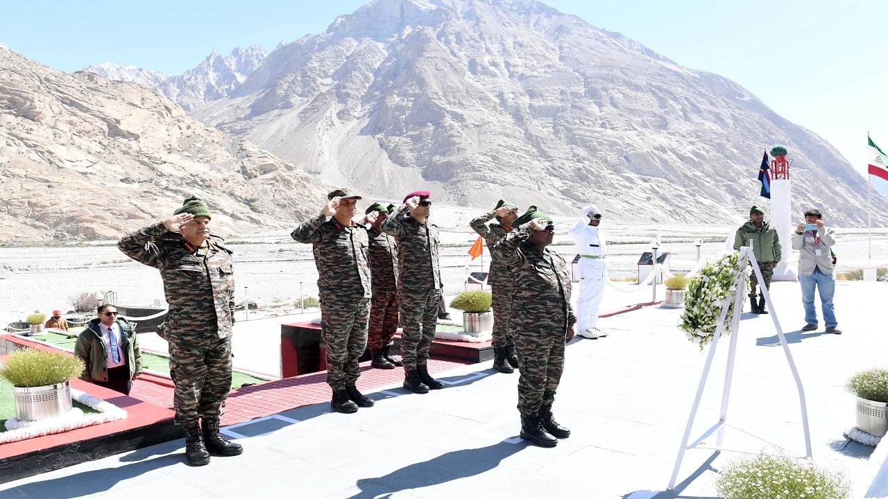 President of India, Droupadi Murmu visited Siachen Base Camp and paid her tributes at the Siachen War Memorial