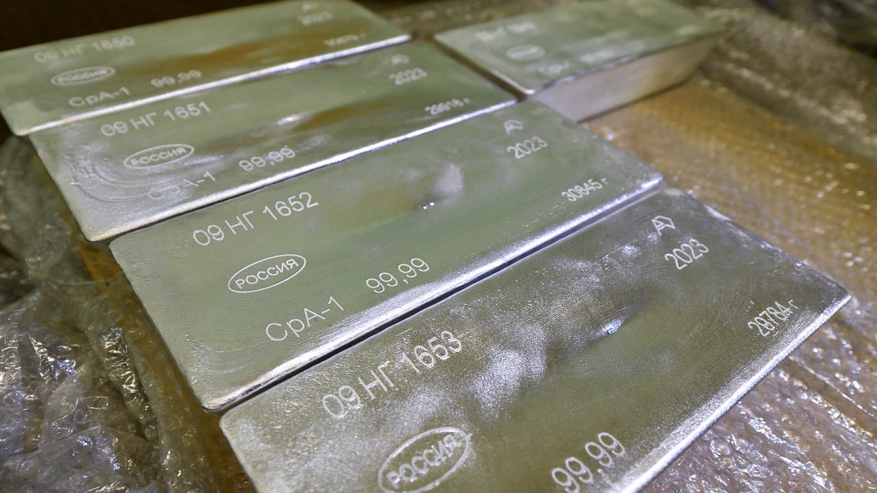 Silver ETF: An easy way to invest in silver