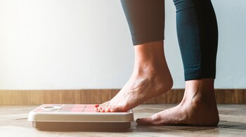 Mounjaro weight loss results: Visible weight loss usually begins around 4 to 6 weeks and becomes more noticeable over 3 to 6 months. Some patients have reported losing 10 to 15 percent of their body weight or even more over time, depending on dosage, tolerance, and lifestyle changes (Image: Canva)