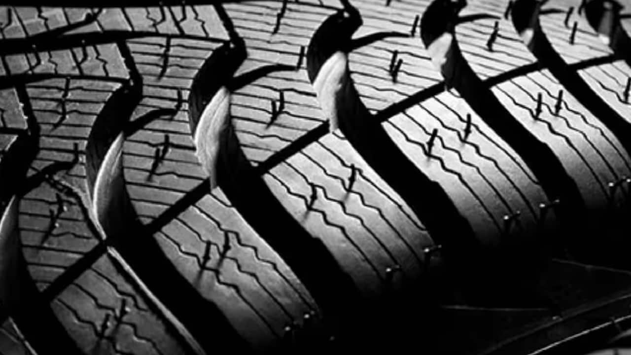 Chart of the Day | Rubber prices ease, tyre firms breathe easy