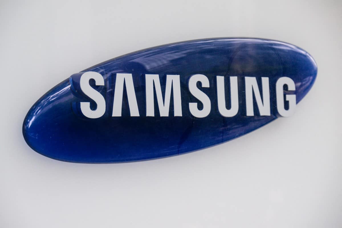 This popular Samsung phone could get you in trouble at the airport