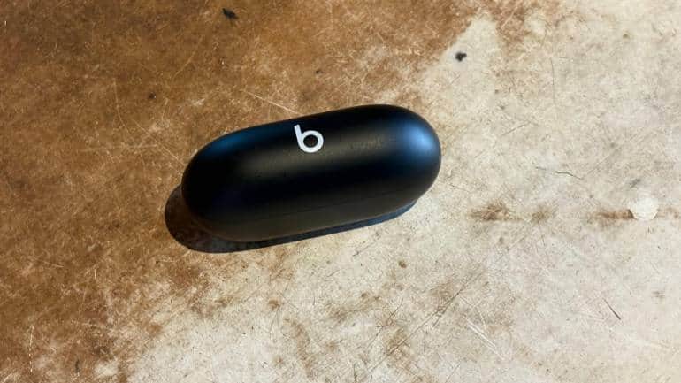 Beats Solo Buds case