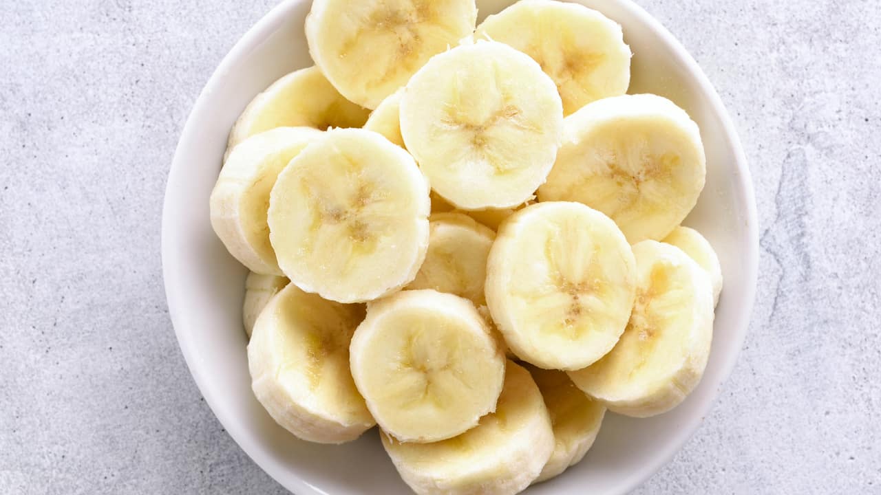 Bananas: Best known for their potassium content, bananas also improve magnesium levels.The combination of magnesium and potassium helps regulate nerve function, relax muscles, and improve sleep quality (Image: Canva)
