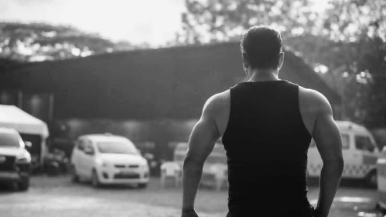 Salman Khan, Sajid Nadiadwala announce Kick 2, shares pic of the actor from the sets of Sikandar