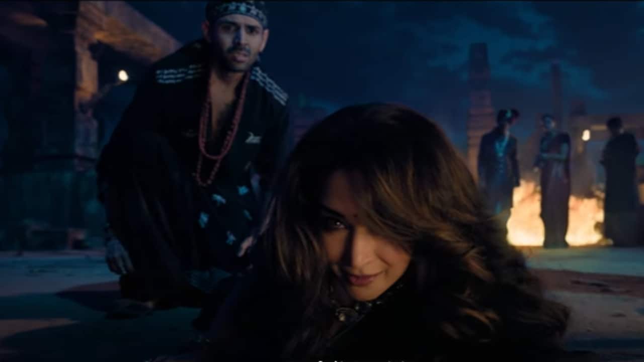 Bhool Bhulaiyaa 3 trailer Drops: Kartik Aaryan's Rooh baba is up against two Manjulikas; Vidya Balan and Madhuri Dixit