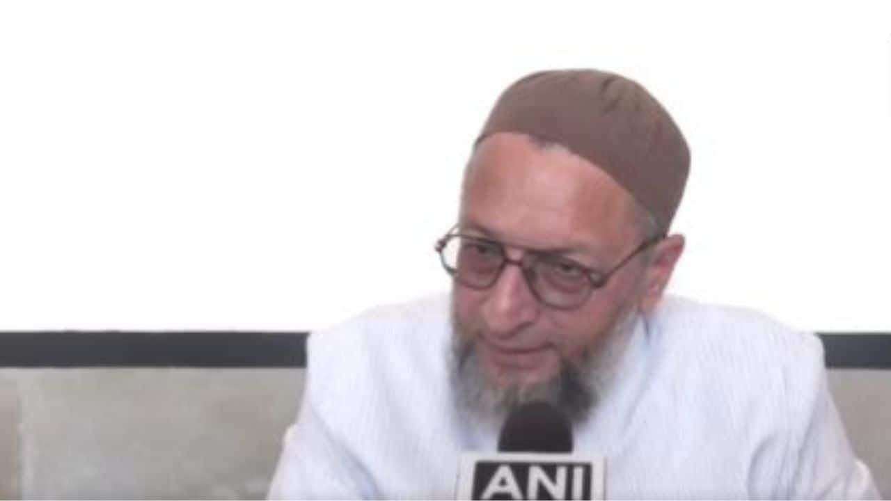 No benefit with PM Modi sending 'chadar' to Ajmer Dargah: Asaduddin Owaisi