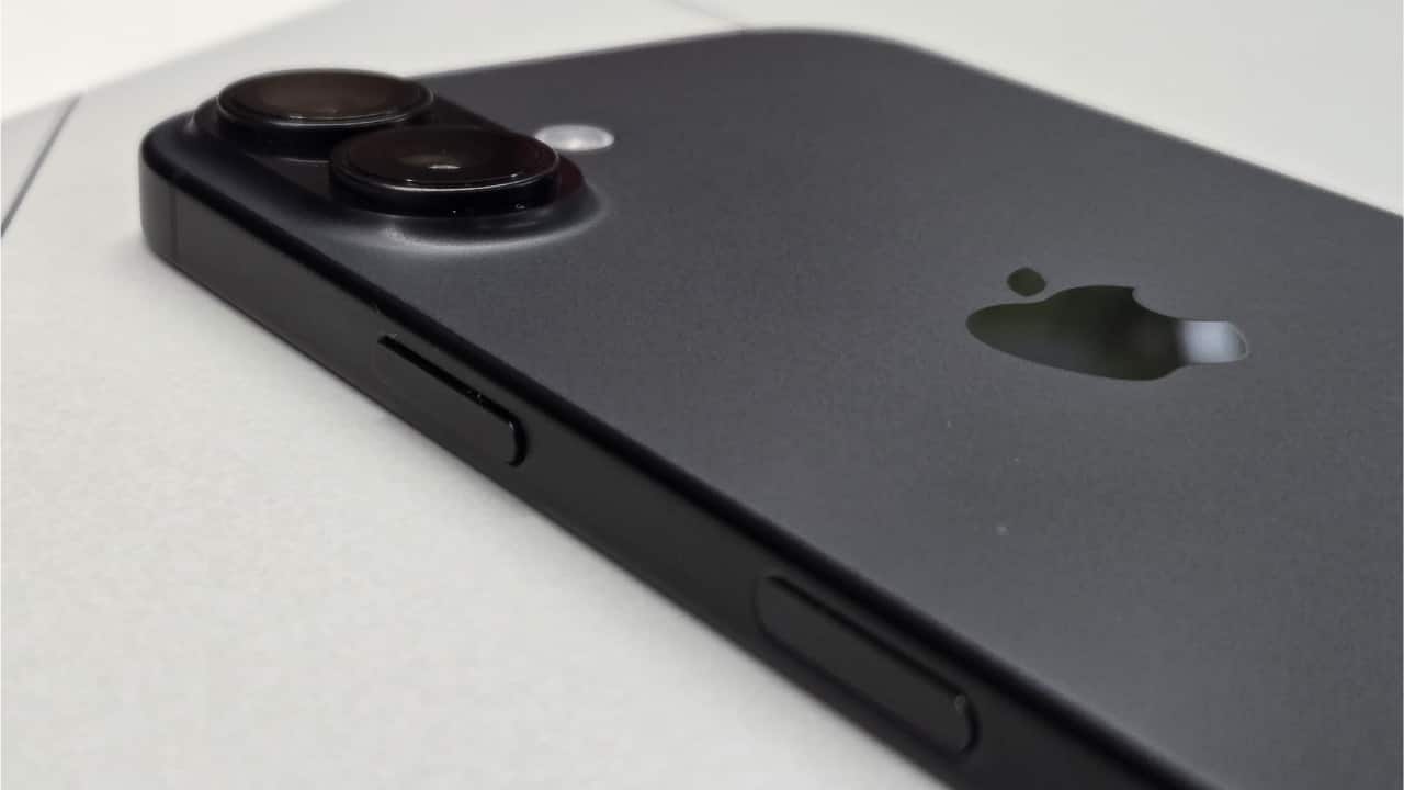 WhatsApp Image 2024-10-12 at 10.01.20 (1)