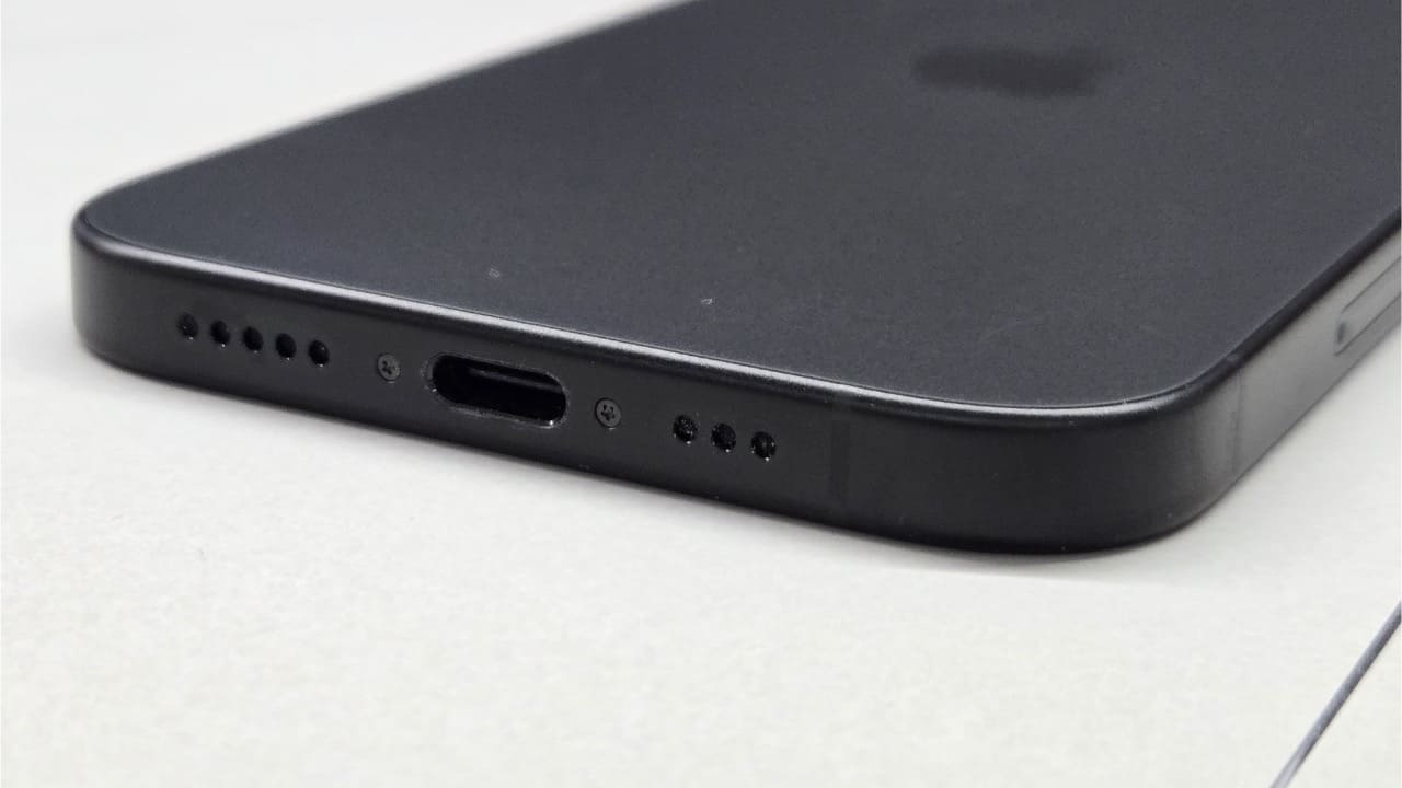 WhatsApp Image 2024-10-12 at 10.01.21 (2)