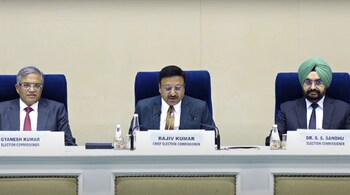 CEC Rajiv Kumar announced the assembly election dates in Maharashtra and Jharkhand
