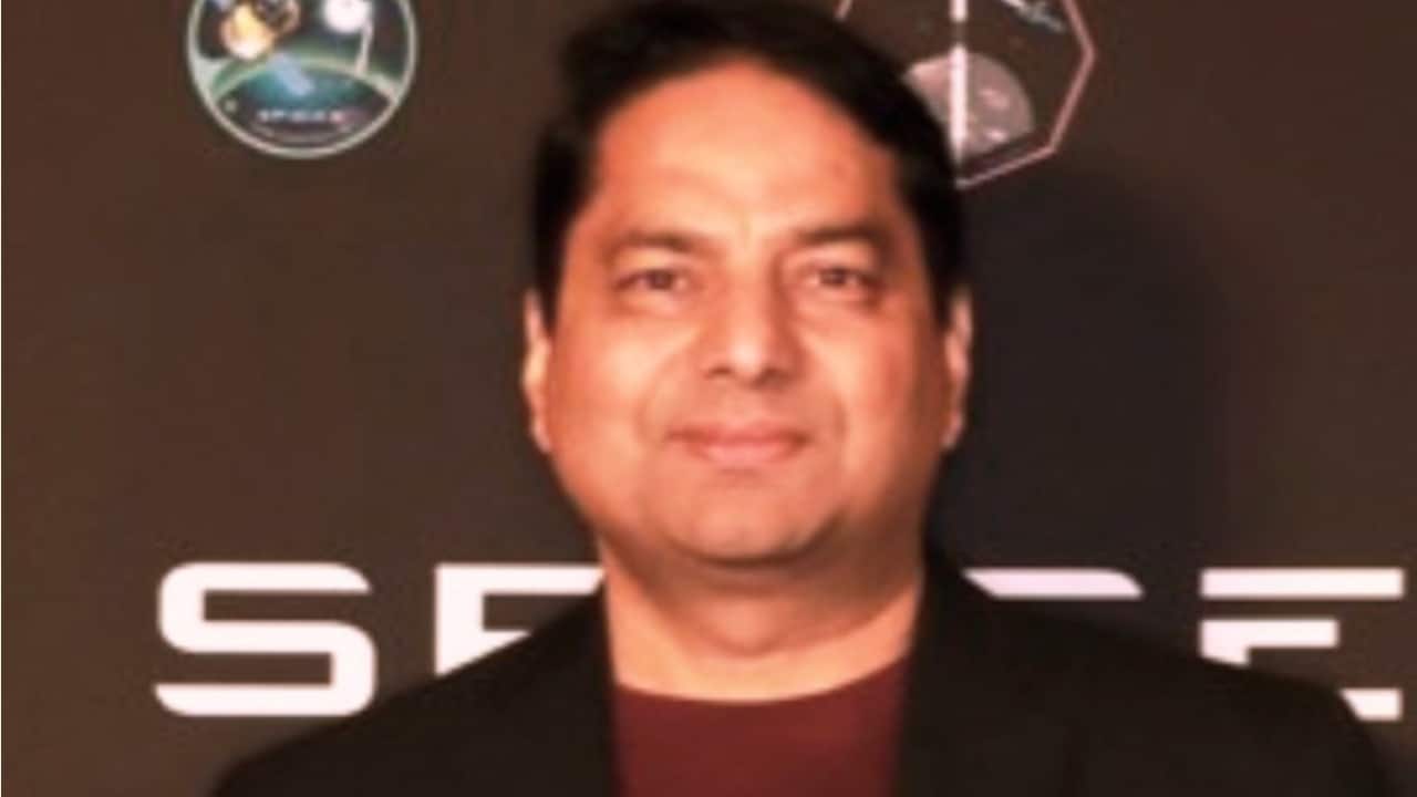 IITian Sanjeev Sharma worked with Indian Railways for 11 years, is now SpaceX's principal engineer