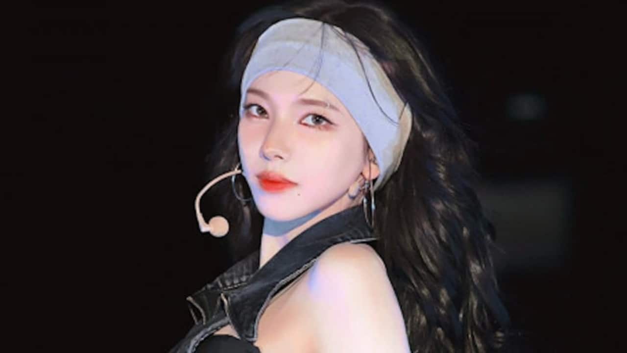 aespa's Karina makes history with first music show award for solo song UP