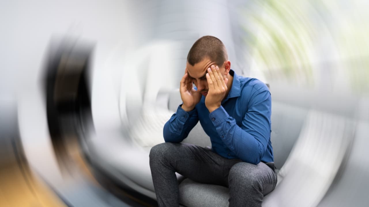 Symptoms of stroke: Vision loss, weakness, problems with speech are warning signs