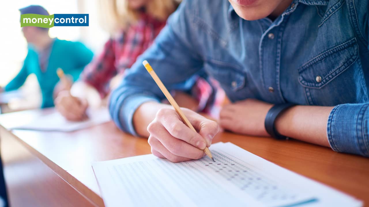 DHSE Kerala December 2024 Exam Timetable OUT: Check Kerala DHSE 1st & 2nd Year HS exam dates here