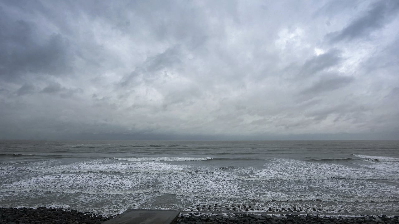 India News Live: IMD issues cyclone 'Shakti' warning for Maharashtra; heavy rains expected from October 4-7