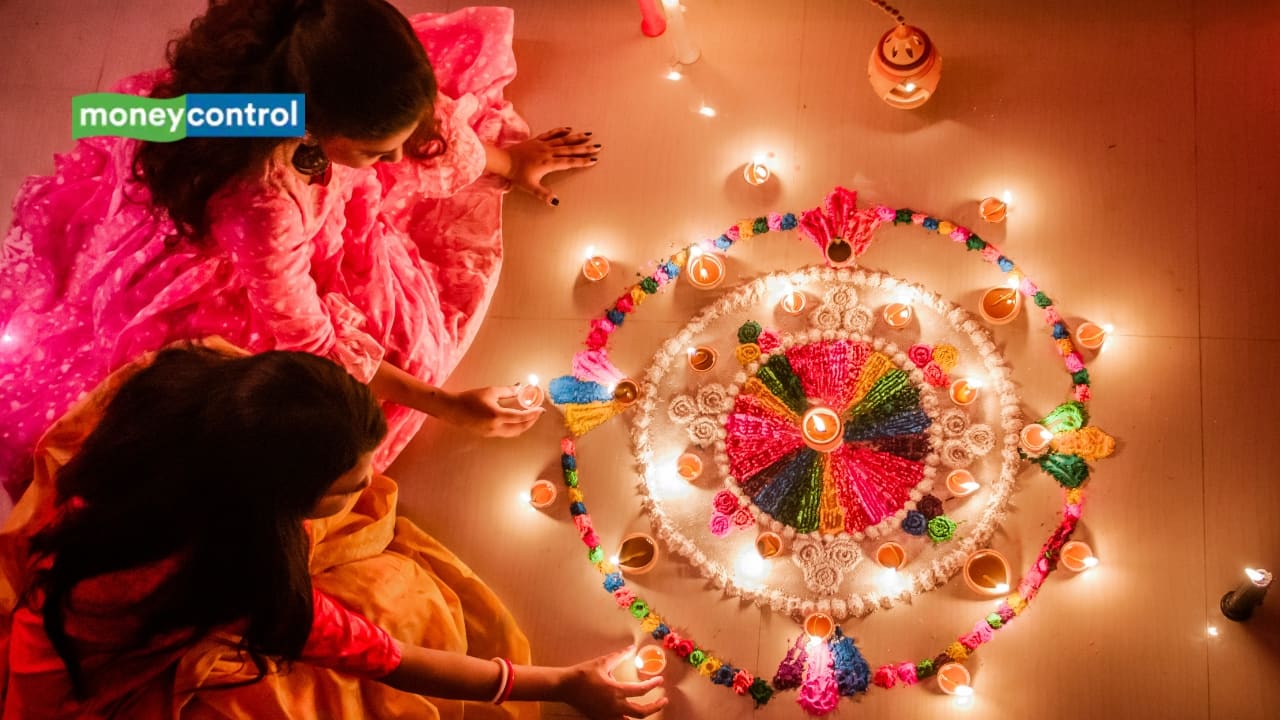 Lakshmi Puja 2024 Date and Time: Best Muhurat to Perform Diwali Puja