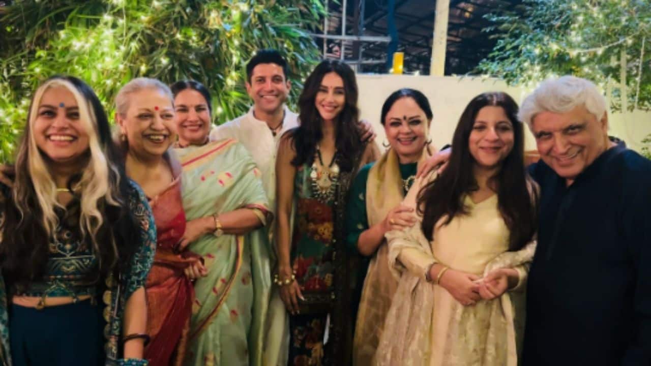 Farhan Akhtar, wife Shibani wish Diwali with family photo, see