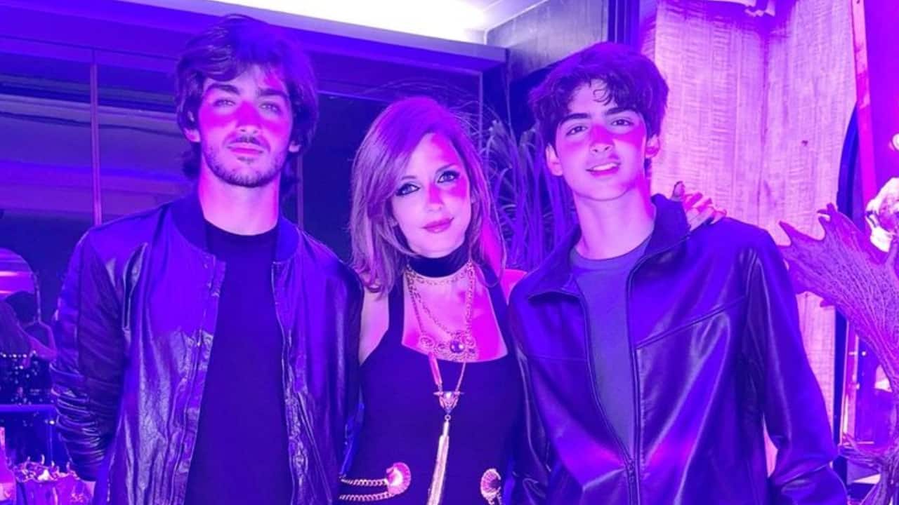 Netizens react seeing Hrithik Roshan's sons Hridhaan and Hrehaan in Sussanne Khan's latest post, say, 'ye dono itne bade kabb ho gaye'