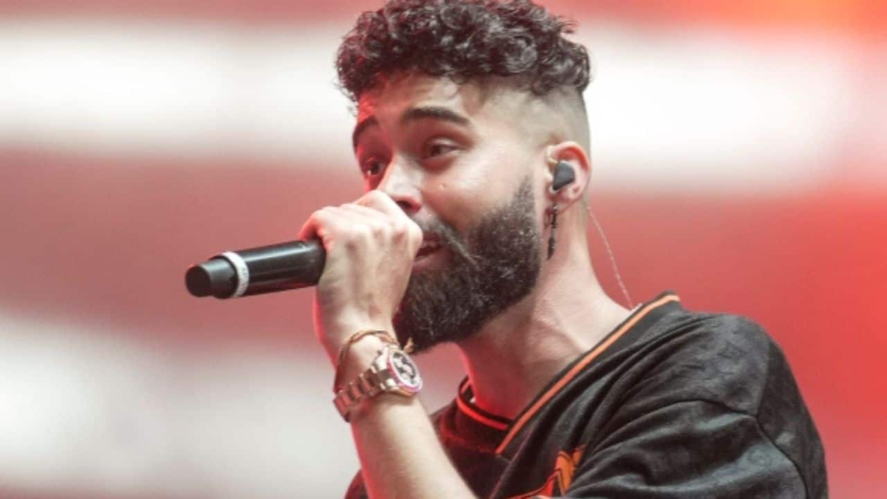 AP Dhillon extends Brownprint  India Tour, releases limited superfan tickets for fans