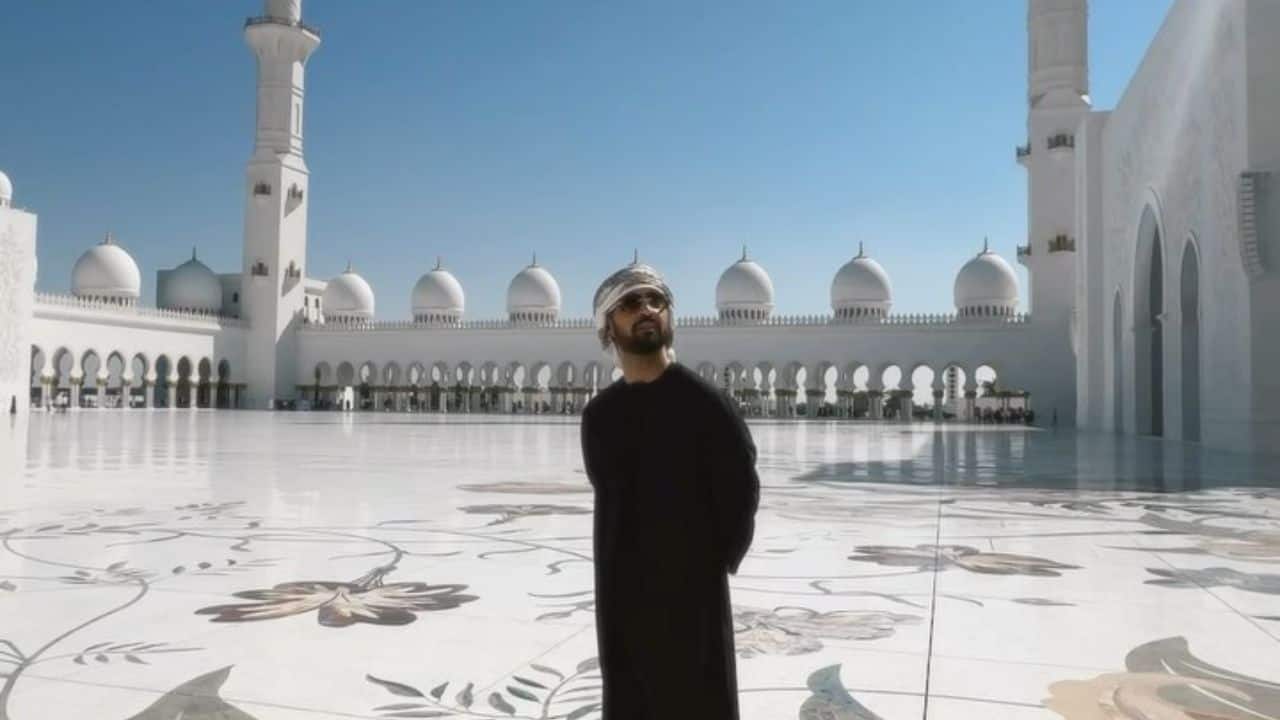 Diljit Dosanjh visits the Sheikh Zayed Grand Mosque in Abu Dhabi ahead of his concert on November 9, watch video
