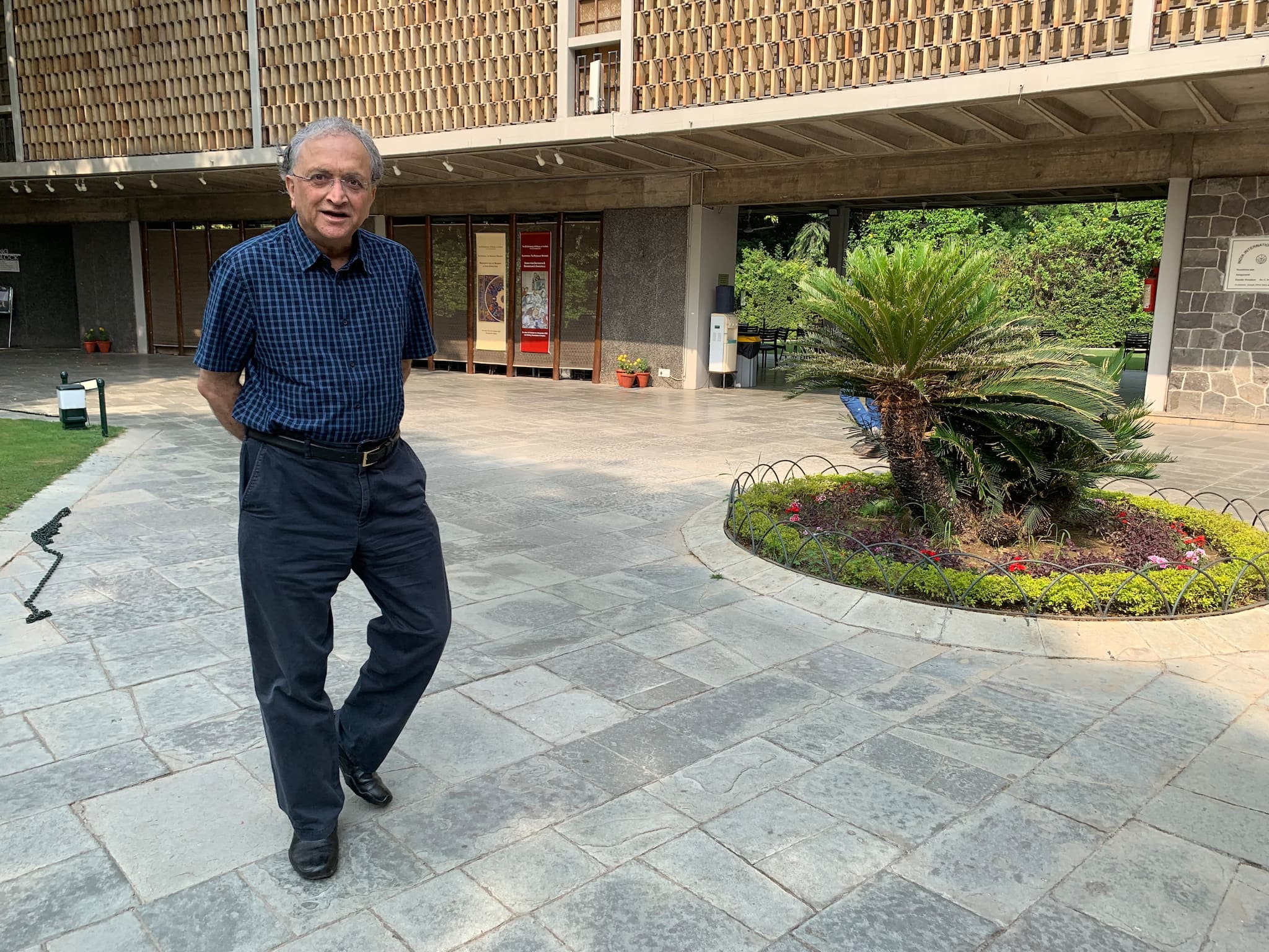 Ramachandra Guha said that history is not just about remembering kings and winners; it's about the ordinary people. (Image: Moneycontrol)