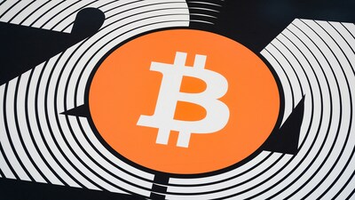 Bitcoin reaches $100,000 on Trump's pro-crypto SEC pick, Putin's comments