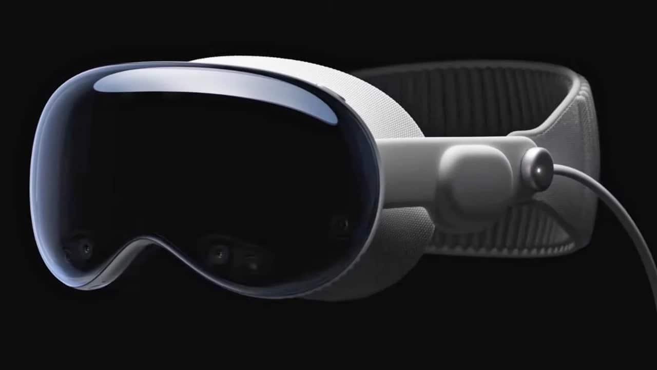 Apple Vision Pro 2 with M5 chipset may launch before spring 2026