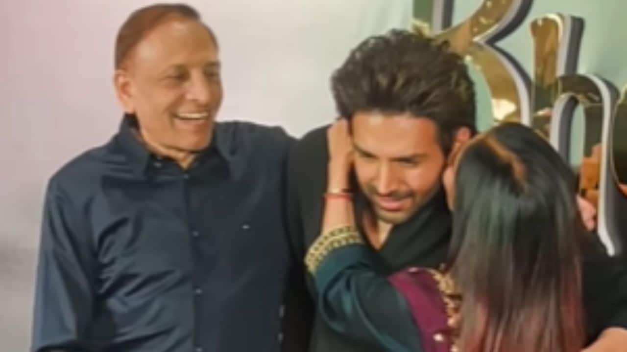 Kartik Aaryan’s heartwarming moment with his parents at 'Bhool Bhulaiyaa 3' success party leaves fans saying “Kartik won in life”