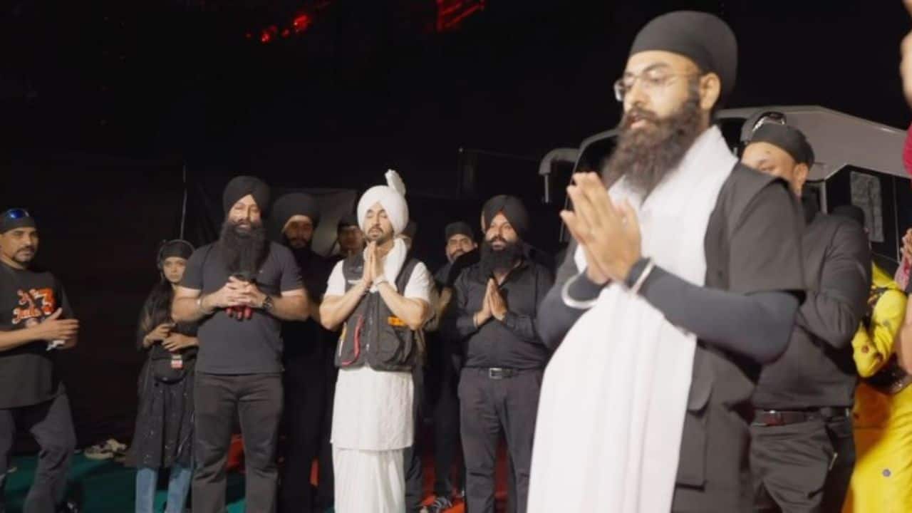 Diljit Dosanjh offers prayers, shares Guru Nanak Jayanti wishes after concert in Hyderabad: Watch video