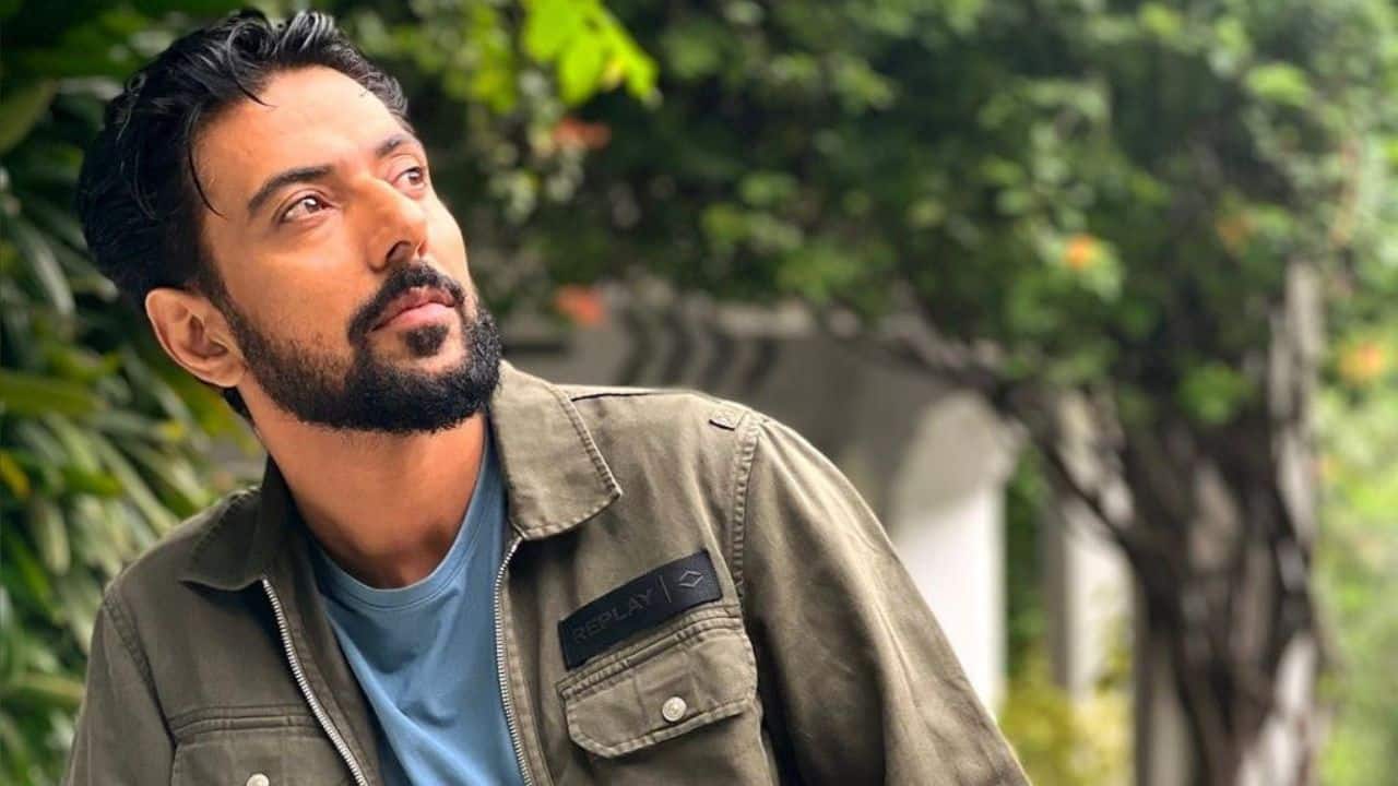 Chef-actor Ranveer Brar sustains severe spine injury, advised bed rest