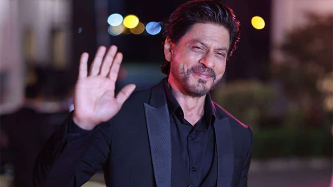 Shah Rukh Khan talks about losing his parents at an early age, says, ‘Just ten years apart, It left me and my sister alone in the world…’