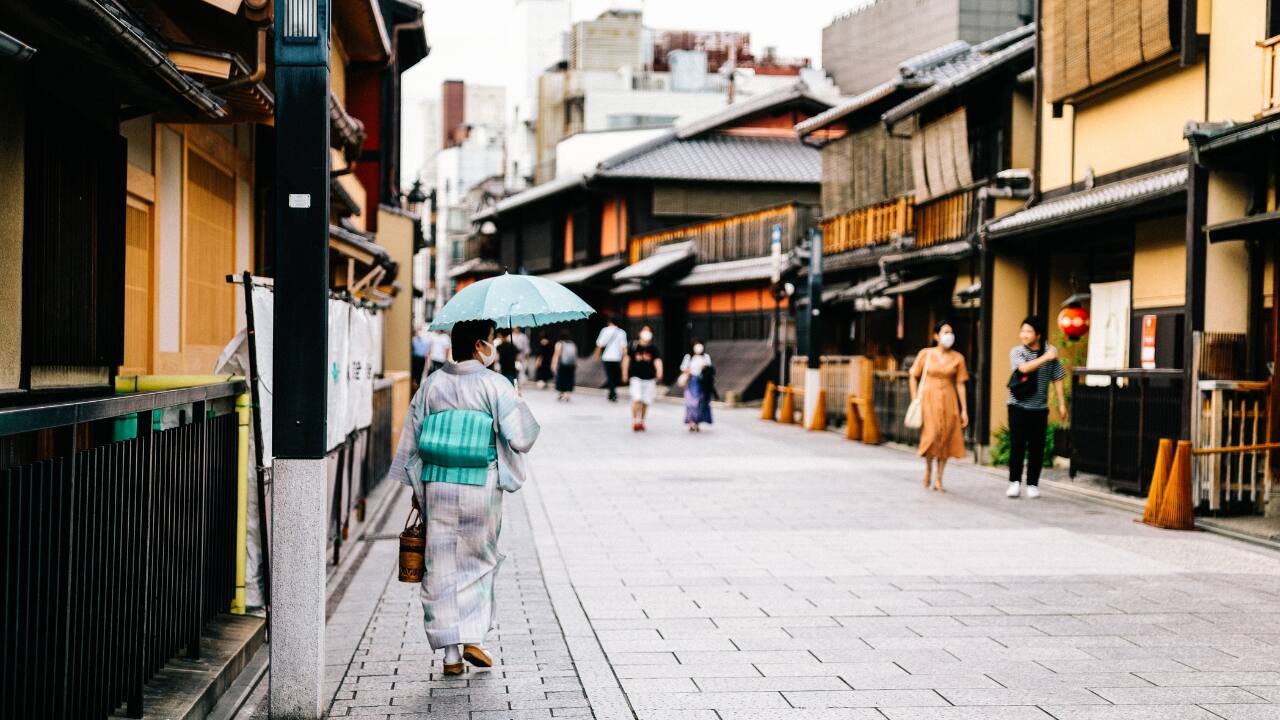 People walking on the street in Kyoto, Japan (Image: Canva)