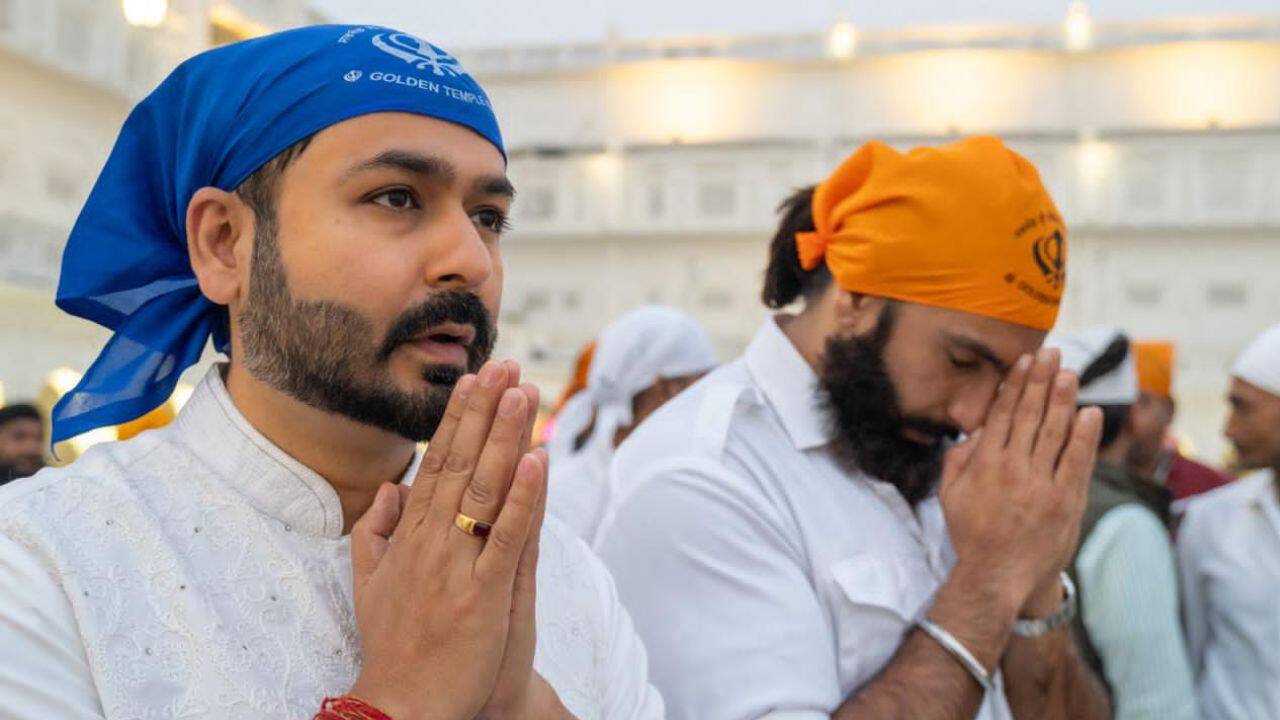 Ranveer Singh and Aditya Dhar seek blessings at Amritsar's Golden Temple ahead of upcoming film shoot