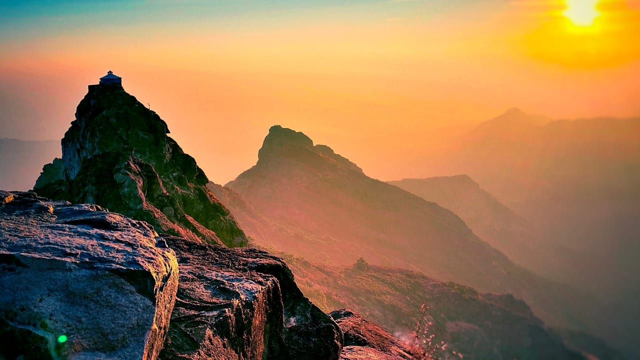 Aerial view of sunrise over Girnar in Junagadh national park, Gujarat. (Image: Canva)
