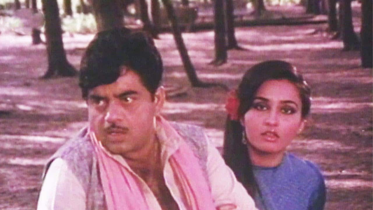 Shatrughan Sinha and Reena Roy in Hathkadi film