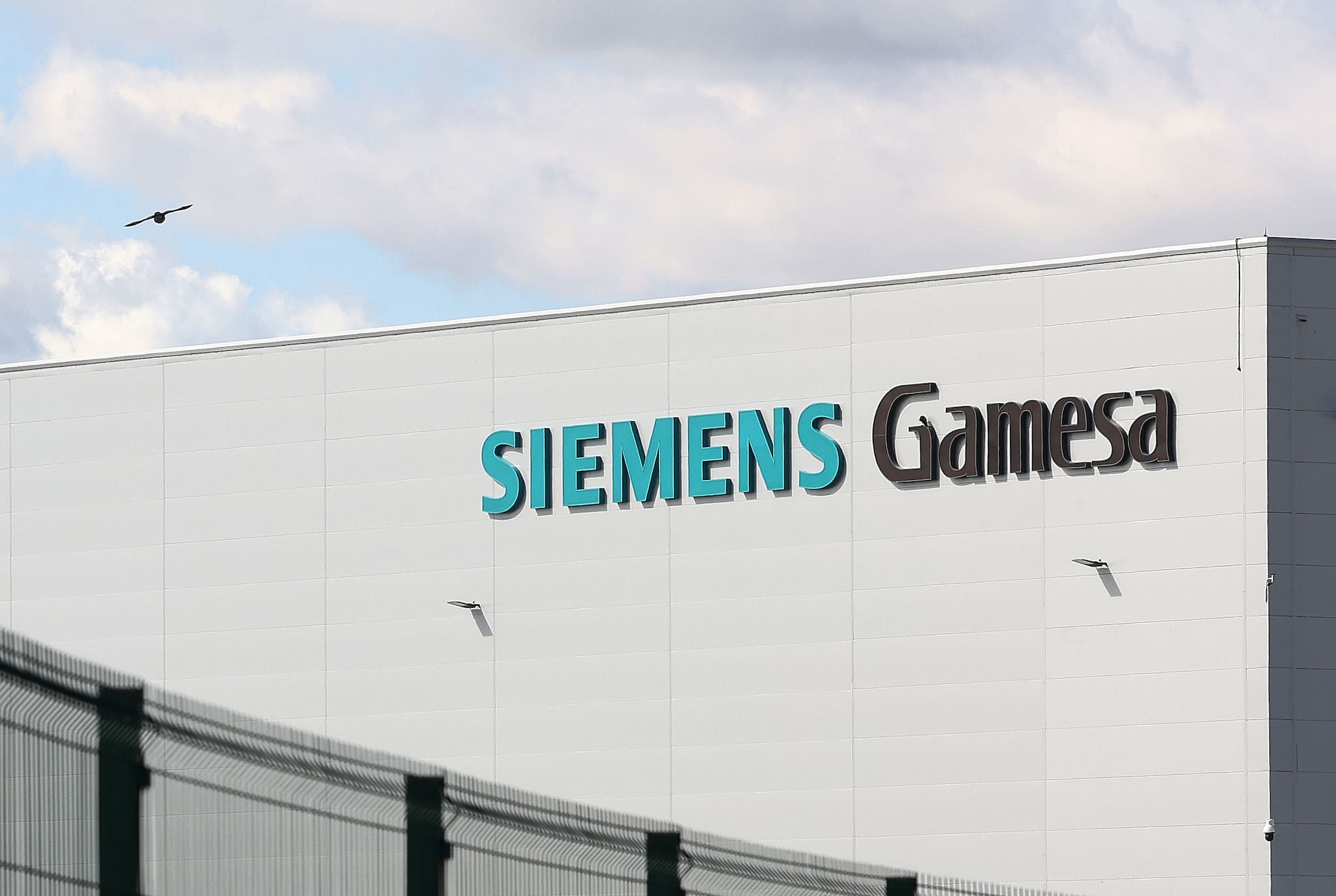 Siemens India | CMP: Rs XX | Shares of Siemens were sharply lower by over XX%, after analysts were disappointed by the fine print of the investor call, which alluded to a stagnant private capex, and concerns regarding supply chain for digital industries. In the call with analysts, the company confirmed that the 'private capex has not picked up meaningfully', souring the sentiment for the share price. Siemens India | CMP: Rs XX | Shares of Siemens were sharply lower by over XX%, after analysts were disappointed by the fine print of the investor call, which alluded to a stagnant private capex, and concerns regarding supply chain for digital industries. In the call with analysts, the company confirmed that the 'private capex has not picked up meaningfully', souring the sentiment for the share price.