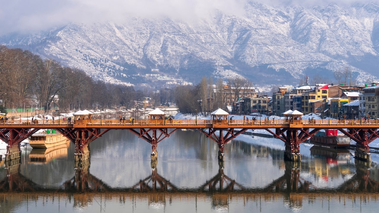 Unveil the Hidden Winter Wonders of Kashmir: 20 offbeat destinations ...