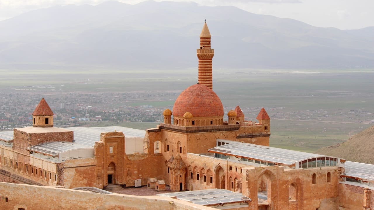 Ishak Pasa Palace, Turkiye (Image: Canva)